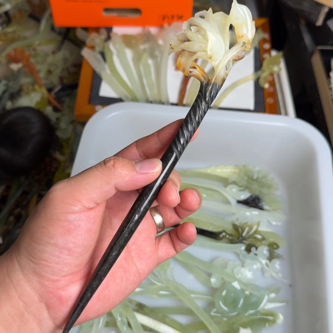 蛇纹石玉未镶嵌发饰