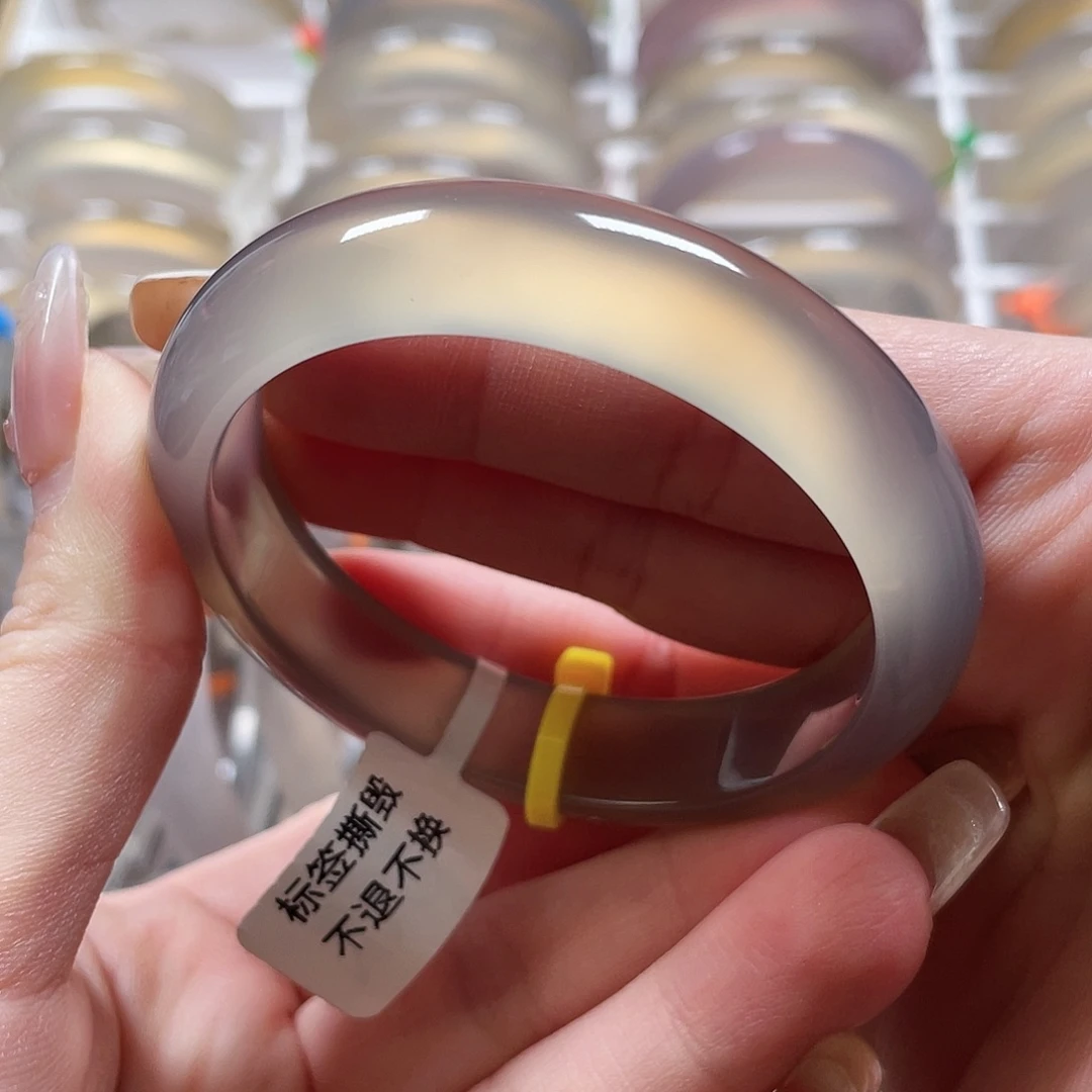 吹***泡玛瑙/玉髓未镶嵌手镯