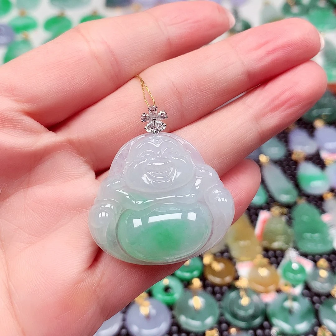 翡翠18K金镶嵌颈饰