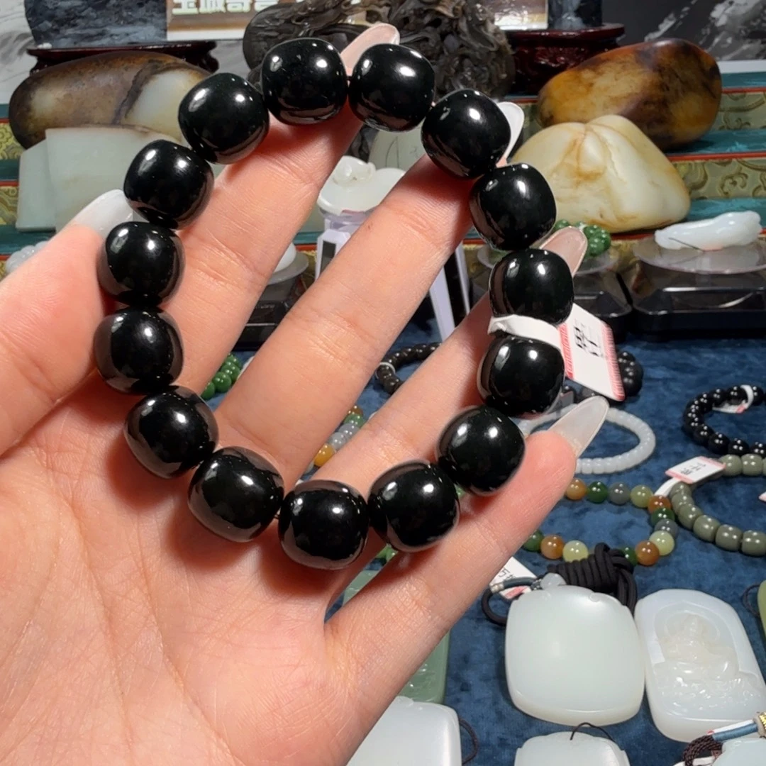 和田玉未镶嵌手串