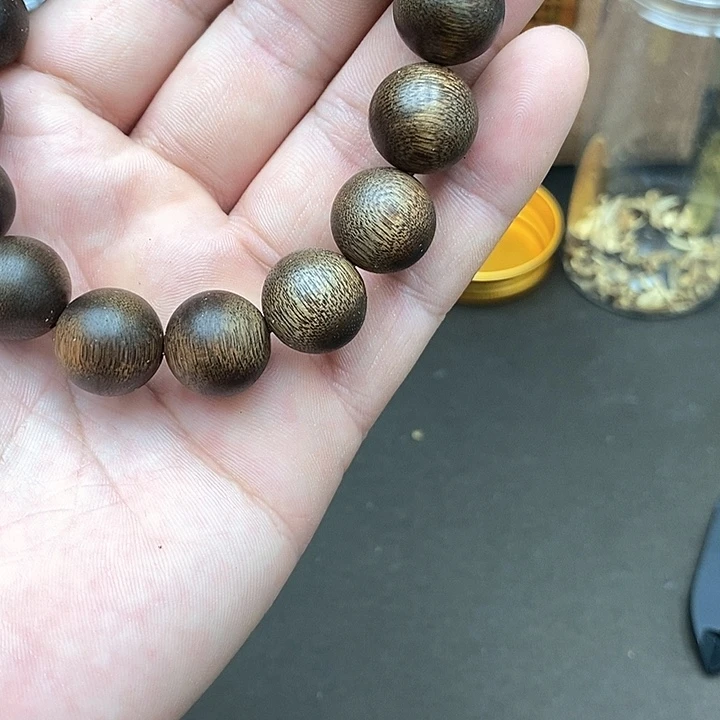 沉香碎屑沉香越南芽庄野生白奇23