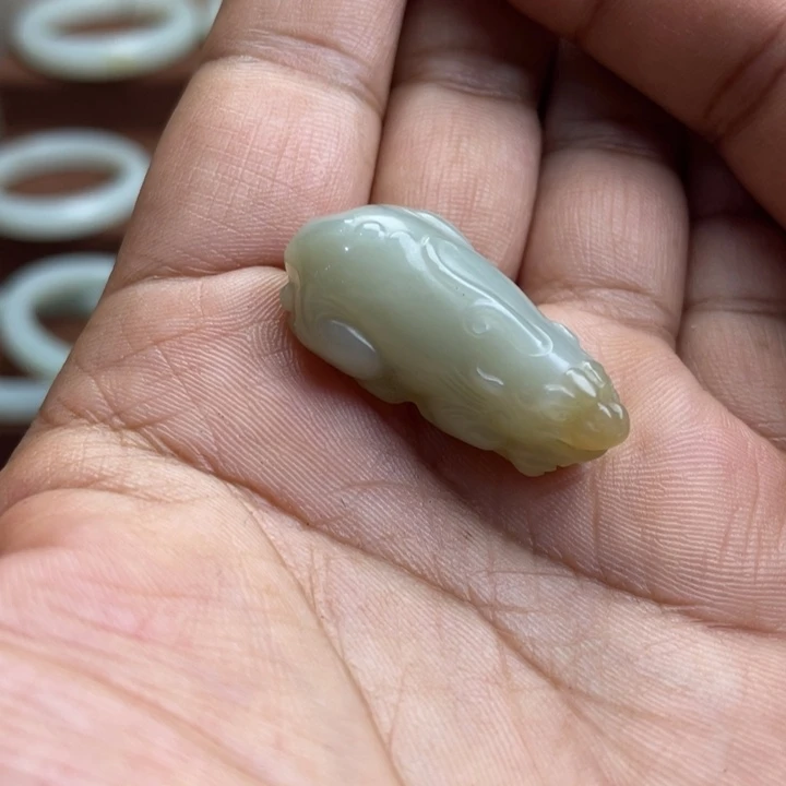 【闪购商品】颈饰未镶嵌和田玉