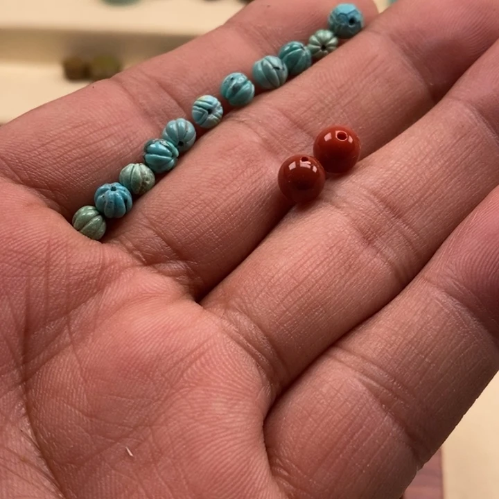 南红玛瑙珠宝半成品未镶嵌还***。