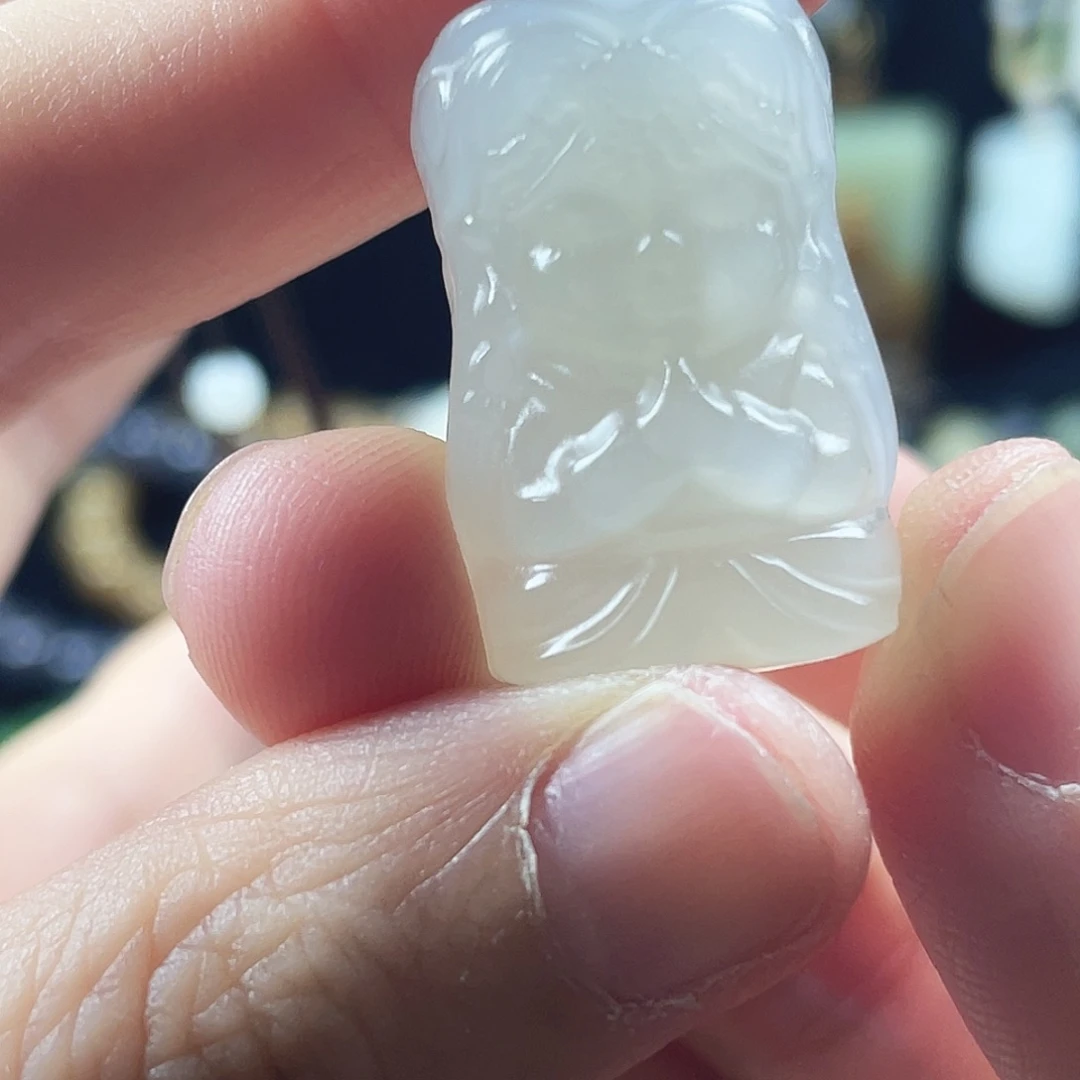 一***意和田玉未镶嵌颈饰