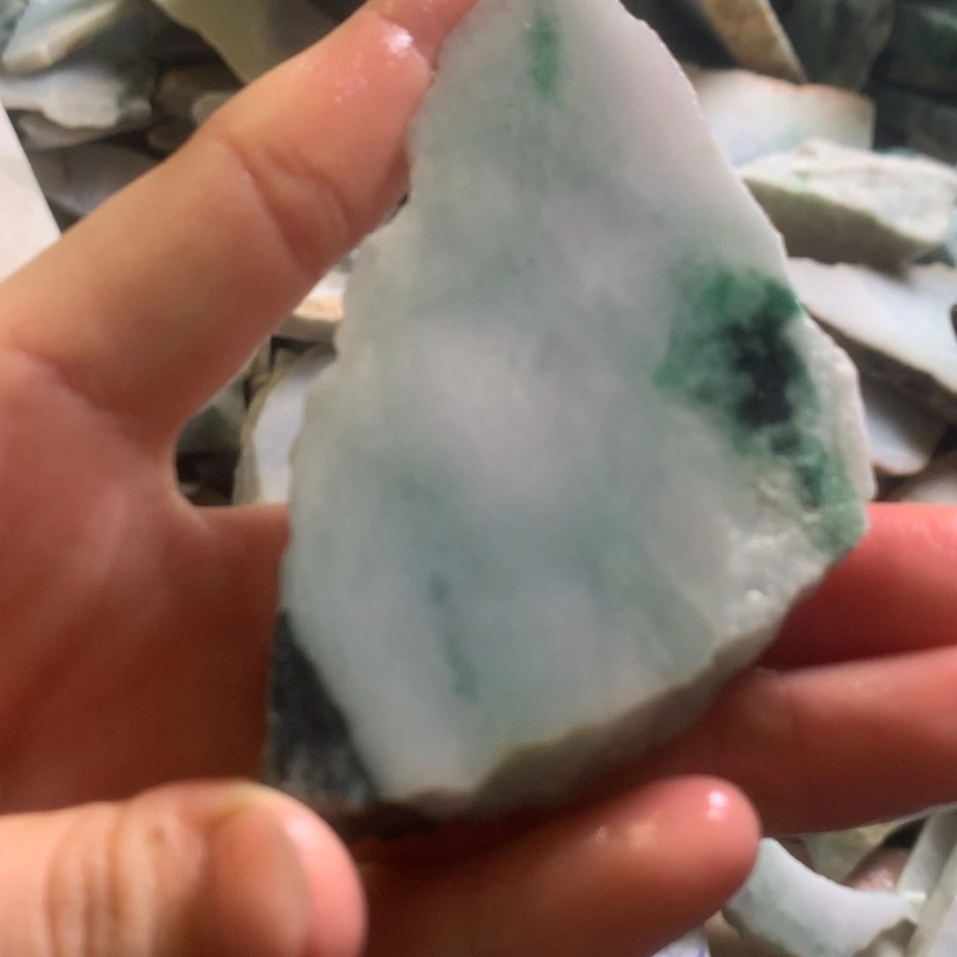 翡翠颈饰未镶嵌缅甸翡翠