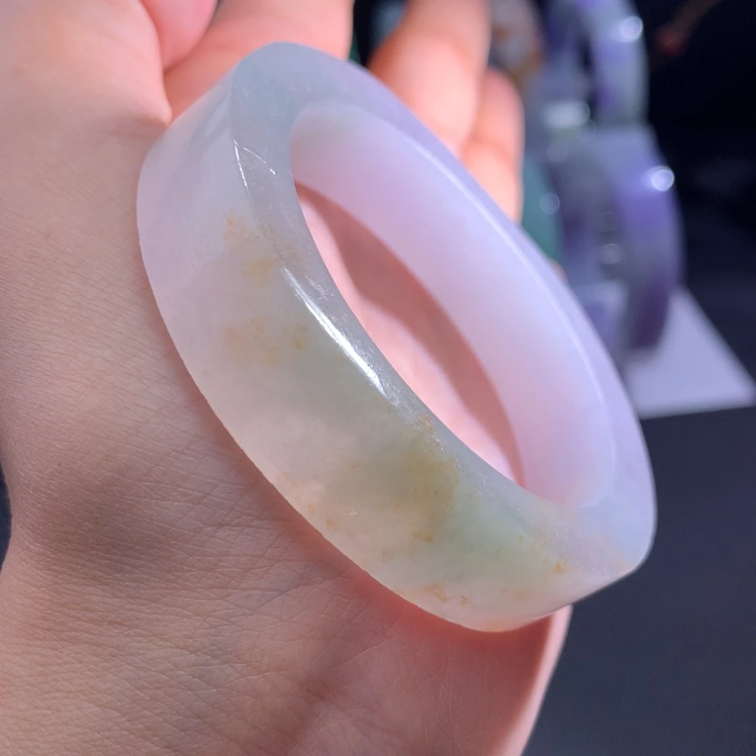 未镶嵌翡翠定制翡翠嘎嘎小贵妃大漏