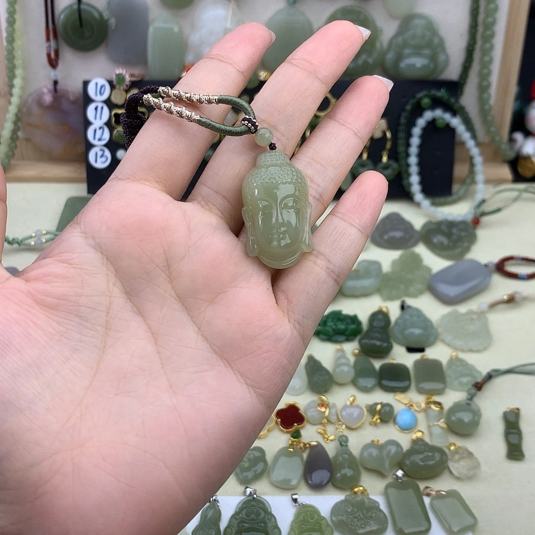 和田玉未镶嵌吊坠(不含链)