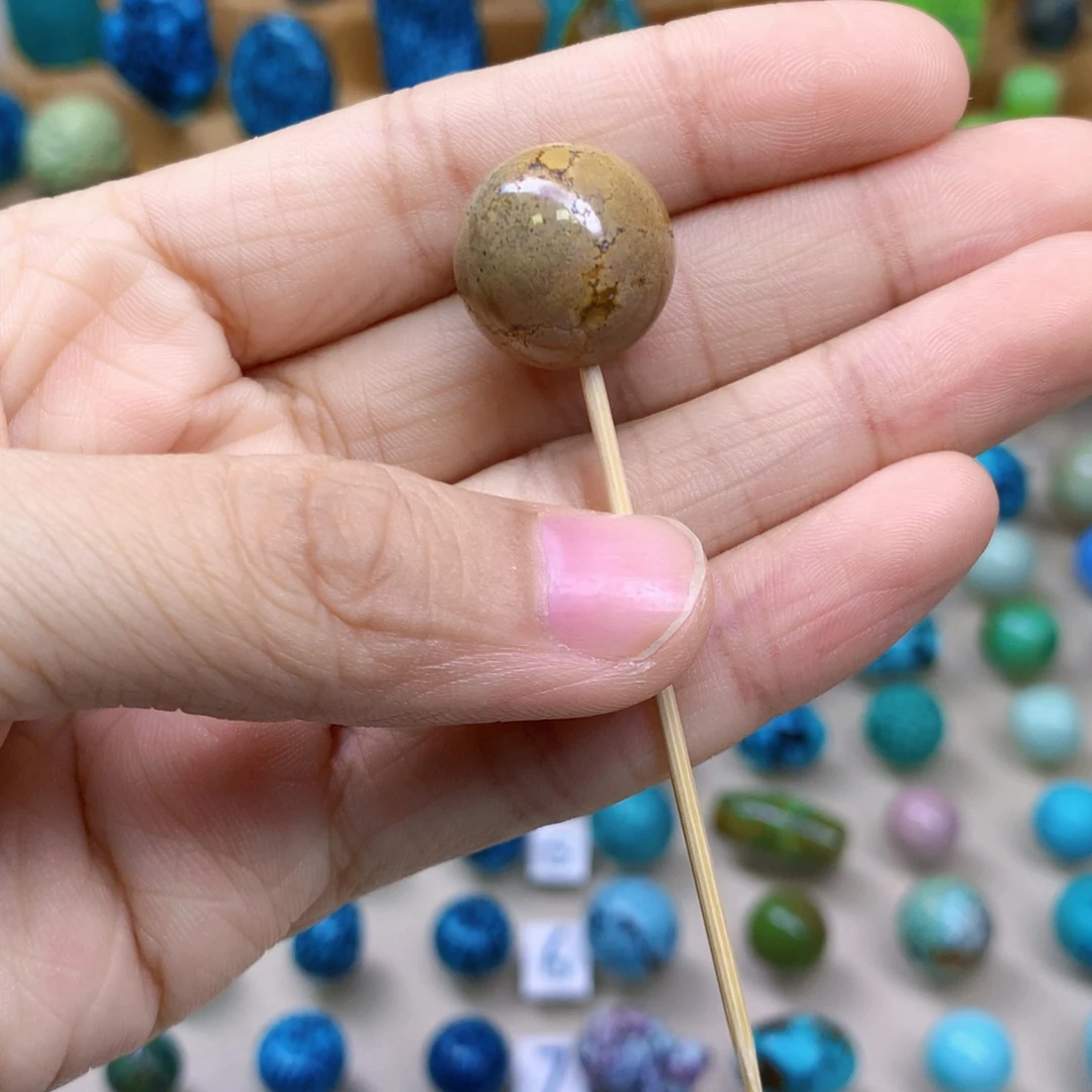 绿松石未镶嵌三彩随行