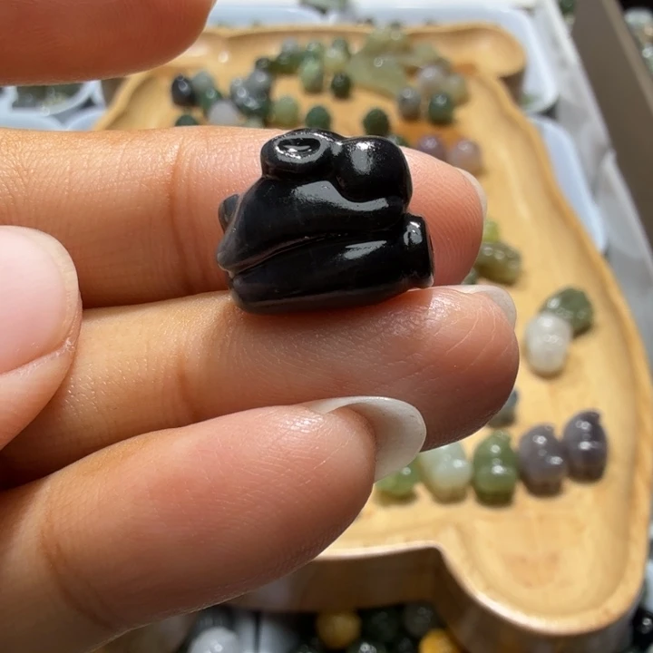 未镶嵌和田玉珠宝半成品