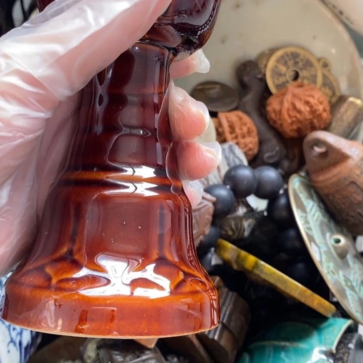 山***泉好看的小烛台一个