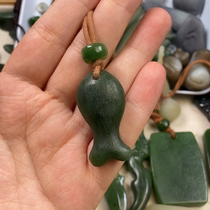 和田玉未镶嵌挂件