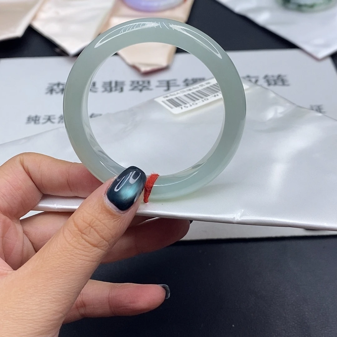 翡翠未镶嵌手镯百元手镯默认瑕疵