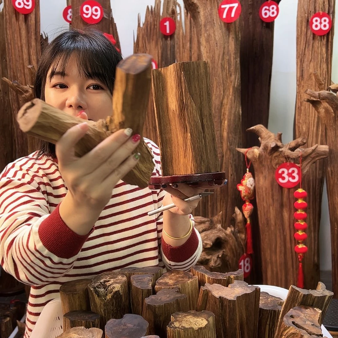 沉香碎屑沉香天然沉香原材料高品质