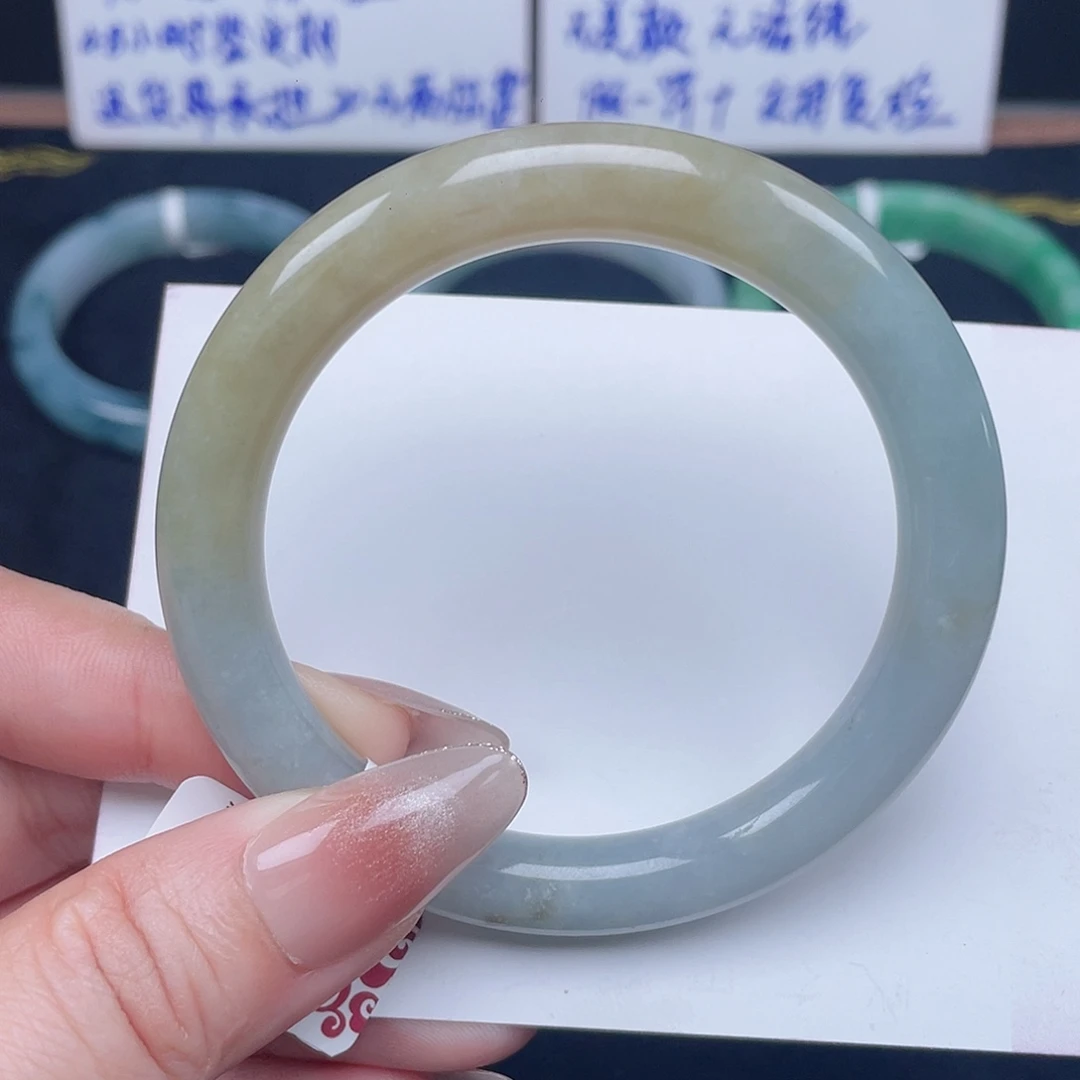 翡翠未镶嵌手镯012