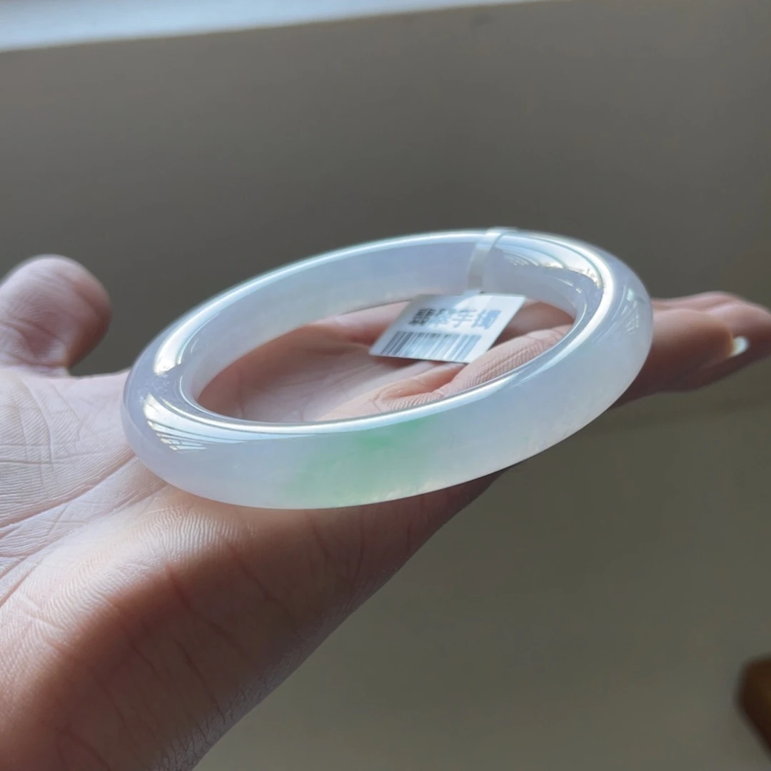 翡翠未镶嵌手镯57圈三天鉴赏期