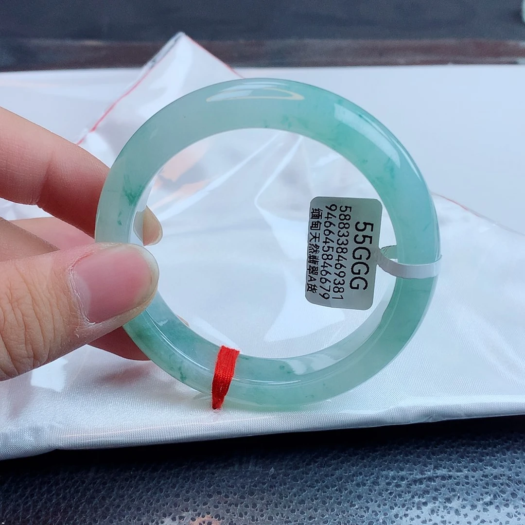 翡翠手镯未镶嵌天然缅甸翡翠A货手镯