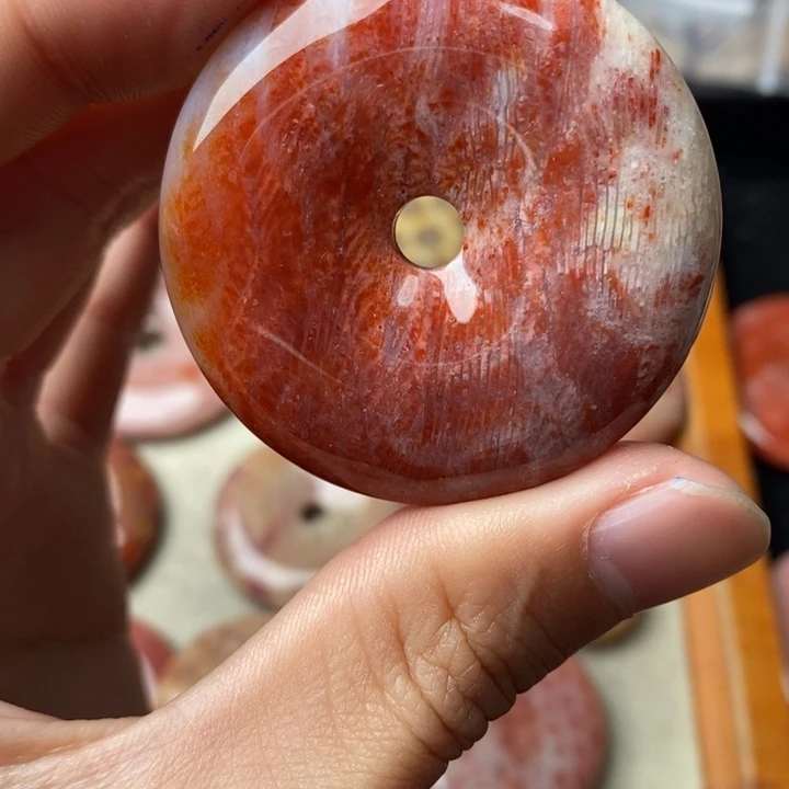 硅化玉颈饰未镶嵌大****下