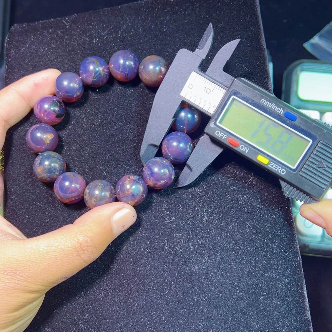 琥珀裸石未镶嵌琥珀