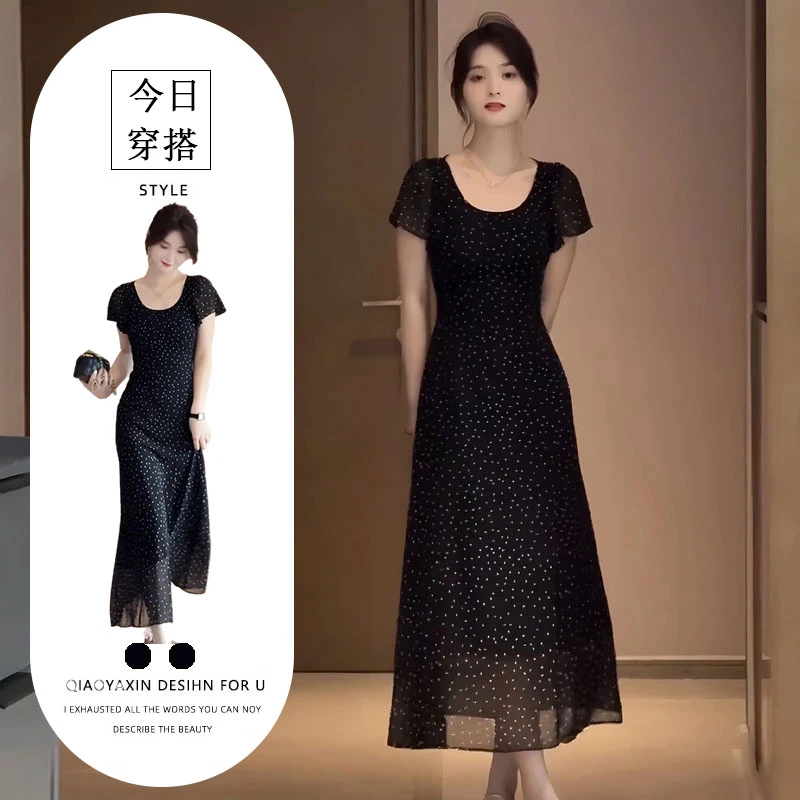 法式赫本风黑色减龄连衣裙女2025夏季新款高级感收腰显瘦气质长裙