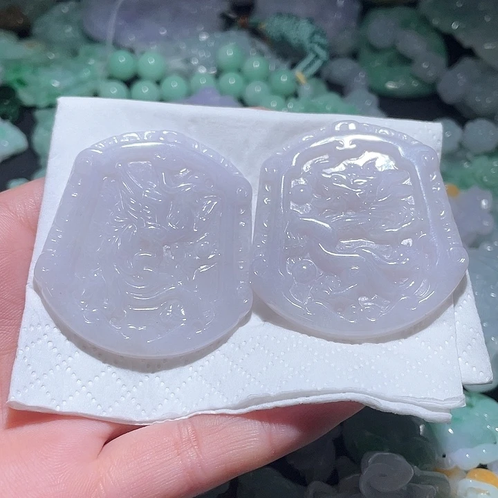 颈饰未镶嵌翡翠天