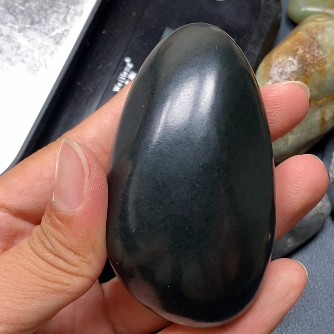 和田玉（糖玉）未镶嵌挂件