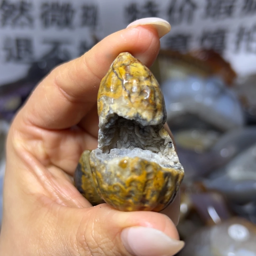 玛瑙/玉髓未镶嵌雕刻件