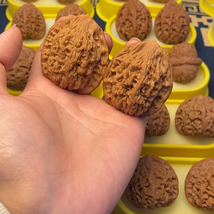 把件文玩核桃42虎头 微修