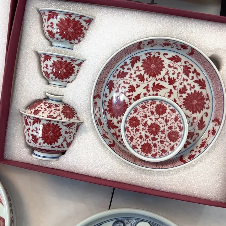 瓷片釉里红缠枝莲五件套全品