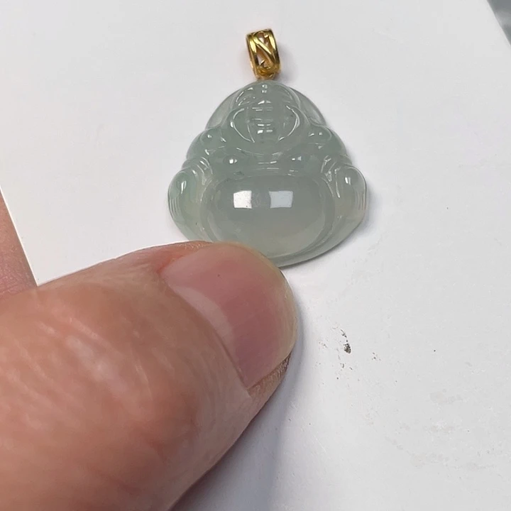 翡翠足金镶嵌颈饰翡翠