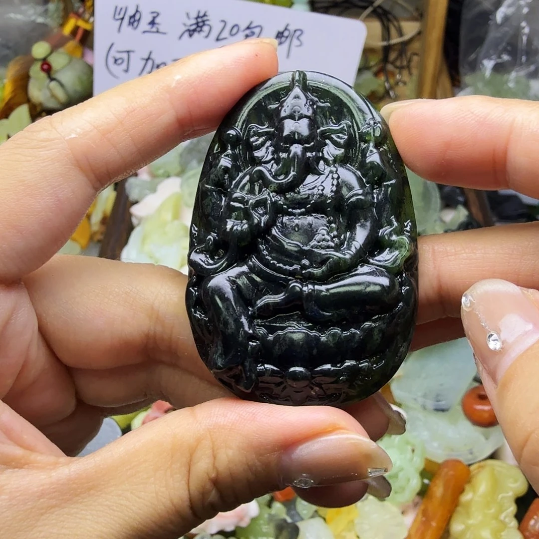 蛇纹石玉未镶嵌颈饰