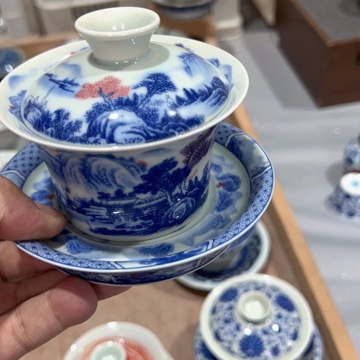 「***珄瓷片白青花富春山居图马蹄盖碗