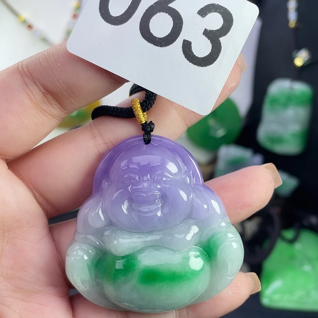 翡翠未镶嵌吊坠(赠链)