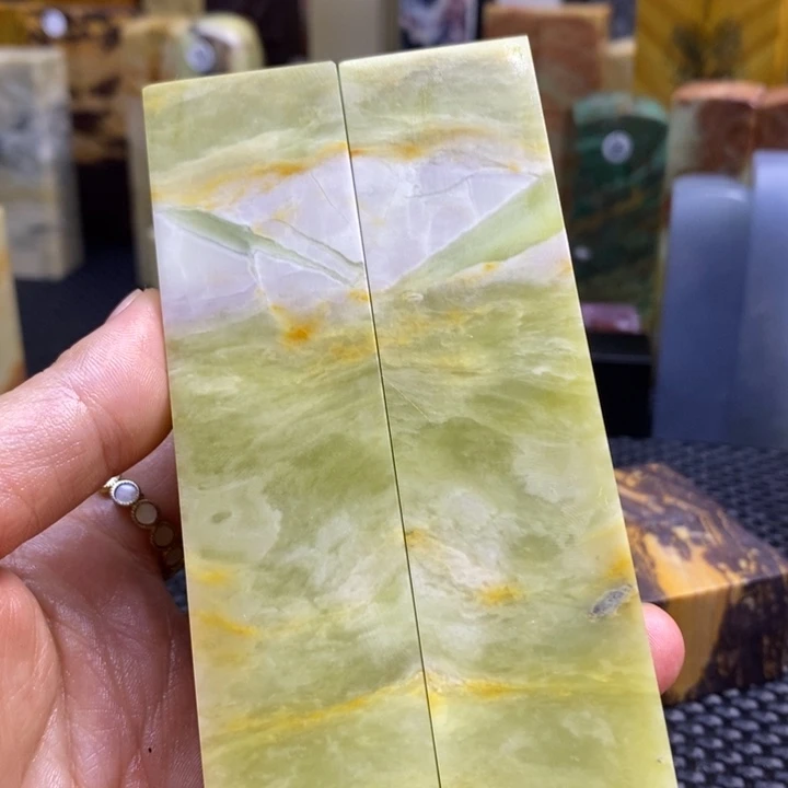 广东石微**者青田石印章石