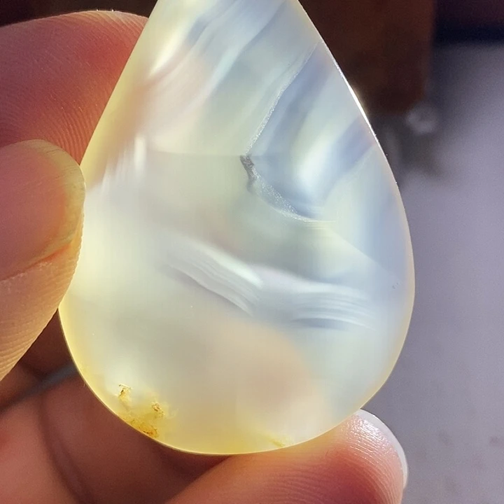 蔚***海玛瑙/玉髓未镶嵌颈饰