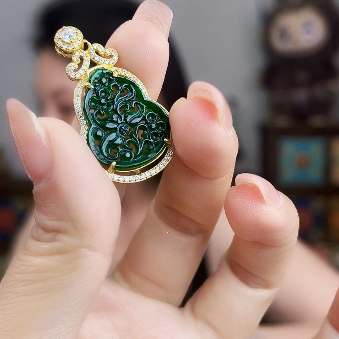 翡翠银S925镶嵌颈饰多样性