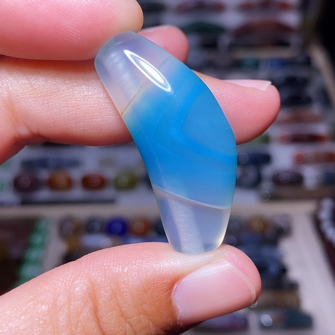 A***.吊坠玛瑙未镶嵌…..