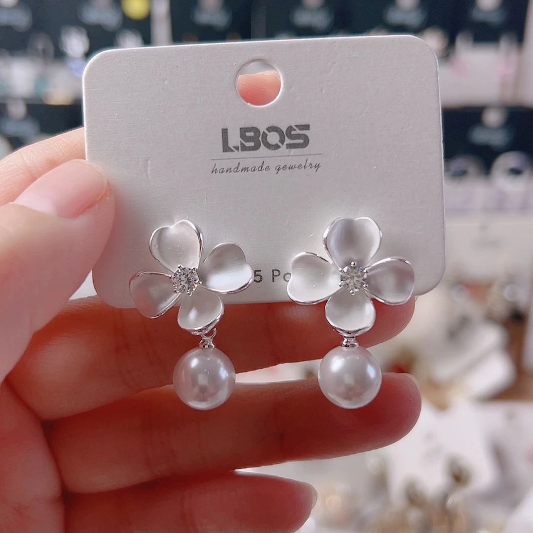 锆石纯铜合金耳环的