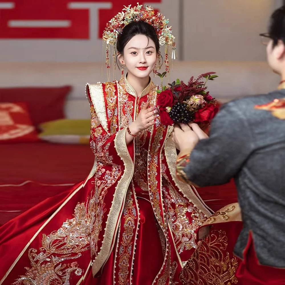 高级重工缎面秀禾服2025新款大码新娘结婚新中式凤冠霞帔改良汉服