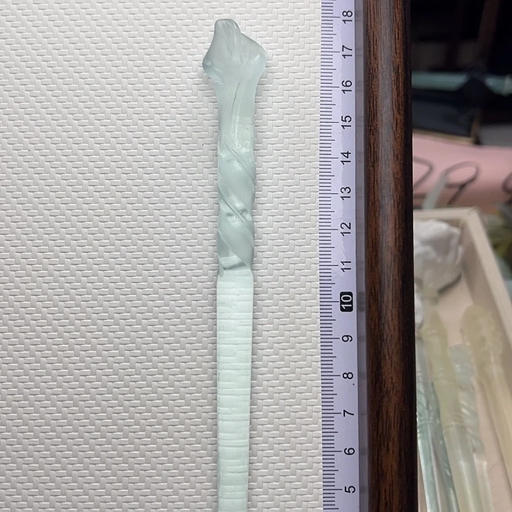 蛇纹石玉未镶嵌发簪马蹄莲