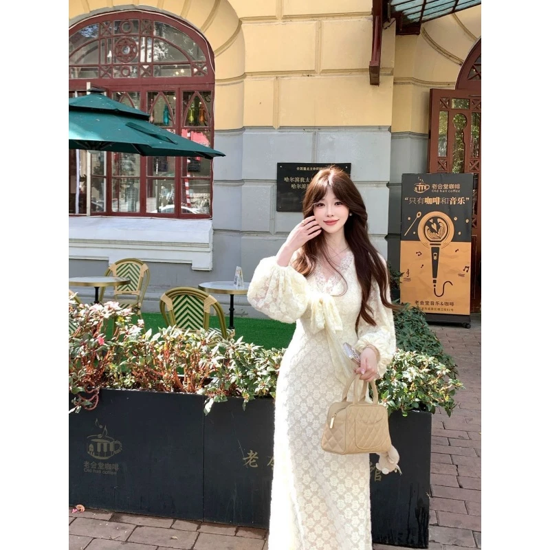 法式高端优雅长裙V领收腰显瘦蕾丝加绒加厚保暖连衣裙