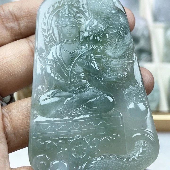 翡翠未镶嵌颈饰天然翡翠御龙观音