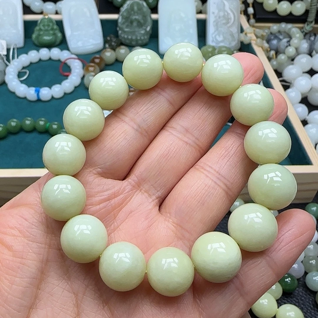 和田玉未镶嵌手串