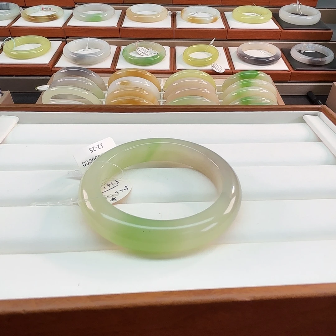 和田玉未镶嵌手镯52冰紫翠三色镯