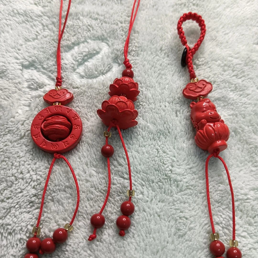 手工制作流行饰品钥匙扣手机链车挂时尚百搭男女情侣定制礼品
