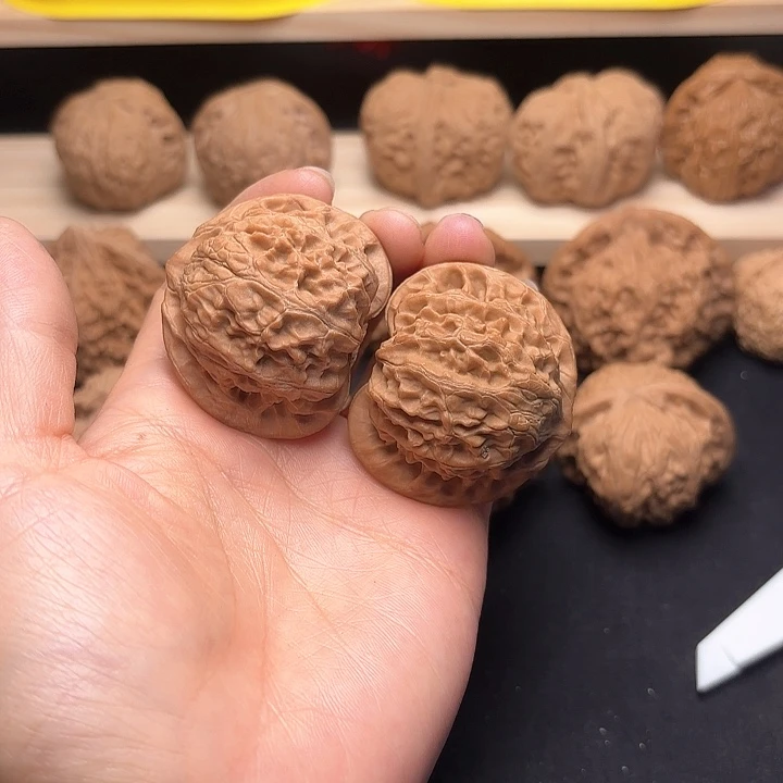 文玩核桃把件42宫灯