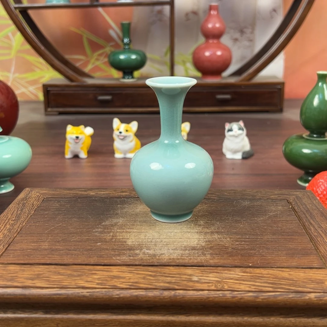 摆件景德镇陶瓷研究所工作的