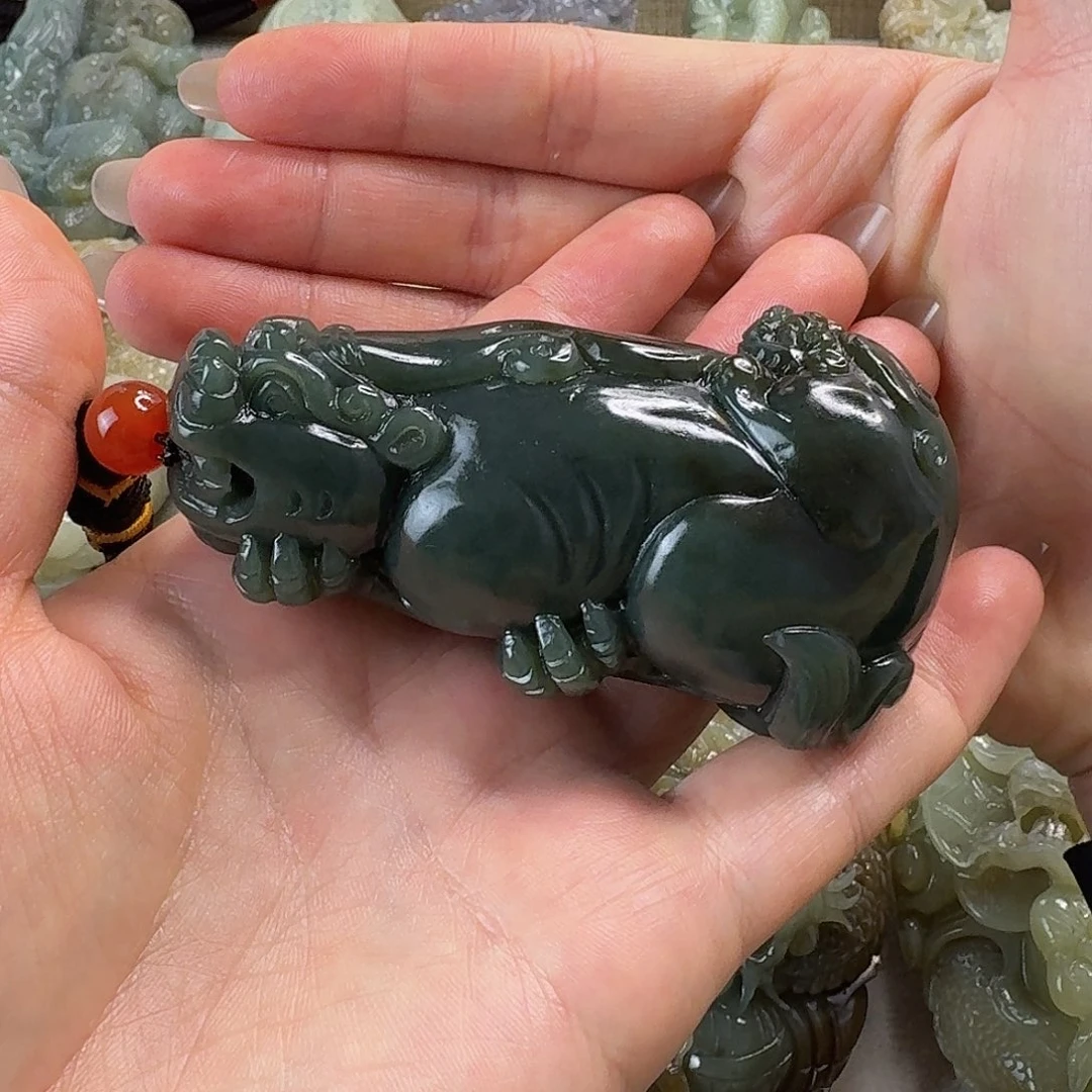 未镶嵌和田玉挂件