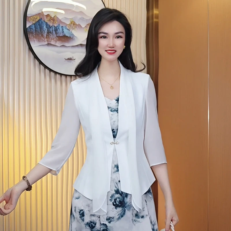 风中栀子~春夏薄款小西装外套女白色时尚气质通勤短款七分袖显瘦