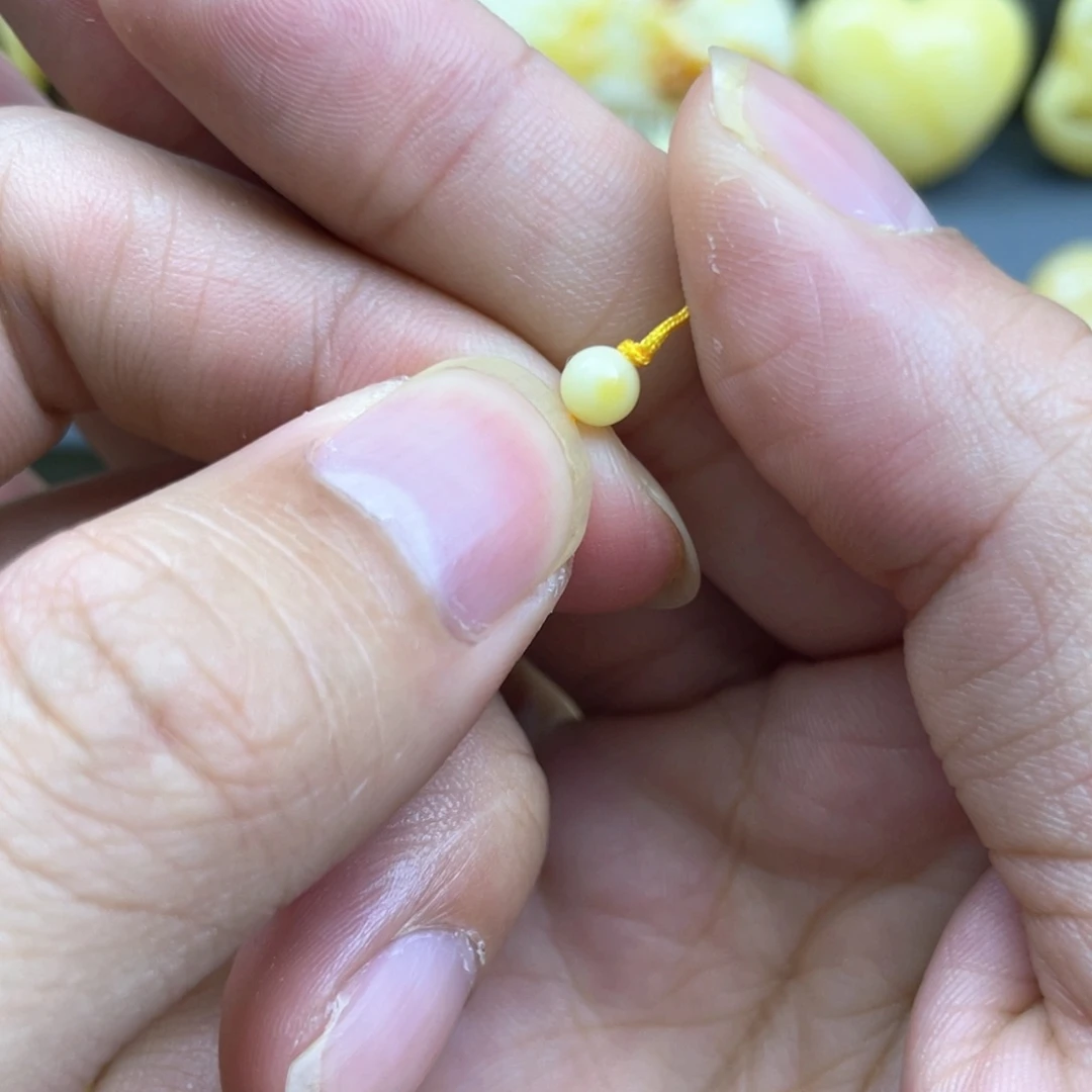 琥珀裸石未镶嵌Y*蜜蜡