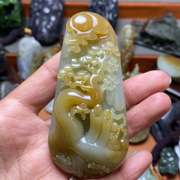 和田玉颈饰未镶嵌